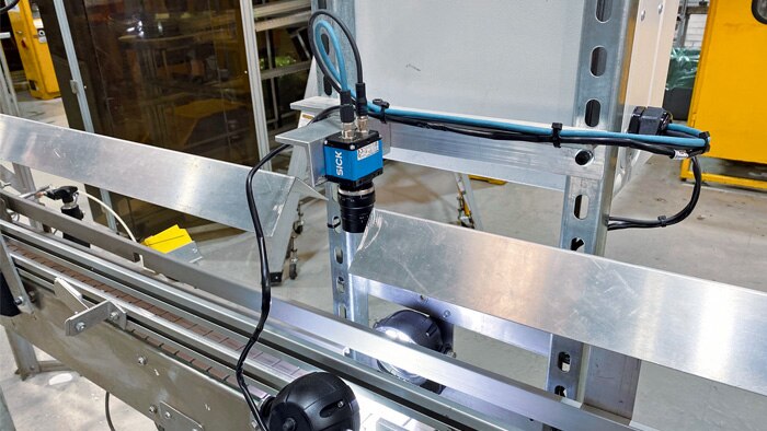 Prosessin digitalisointi auttoi pullojen värivirheiden tunnistuksessa