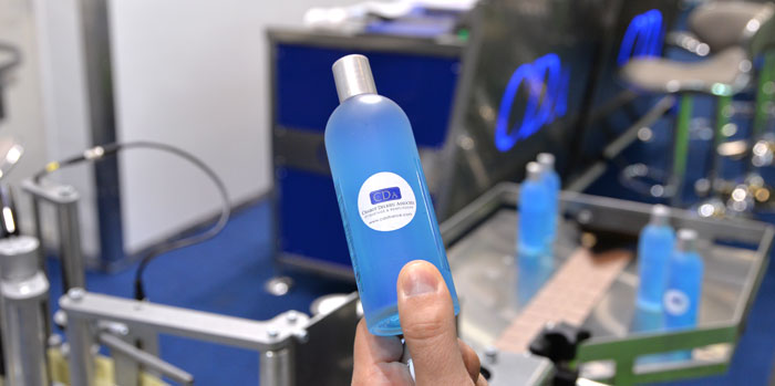 Détection d'une étiquette brillante