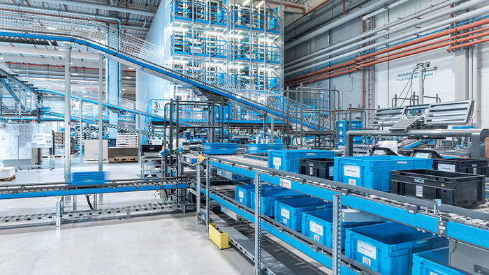 Die Komplexität in der Logistik steigt stetig und somit auf die Anforderungen an Effizient und Produktivität.