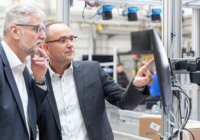 De bonnes relations facilitent le travail entre collègues 