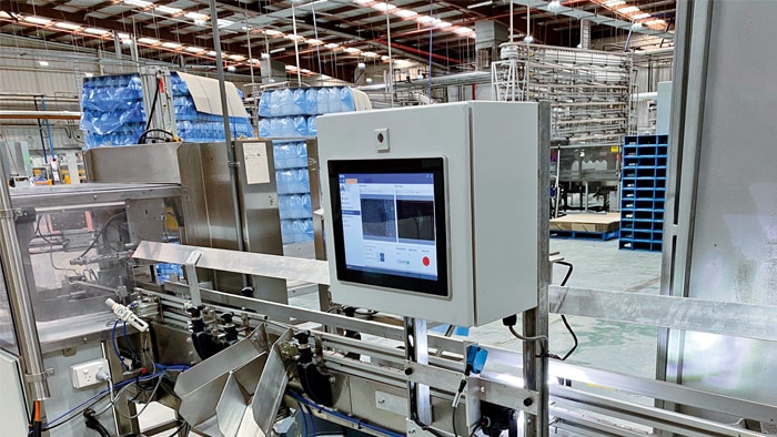 5 Sensor Fpc Turnkey vision solution: Looking down the barrel of a bottle | SICK